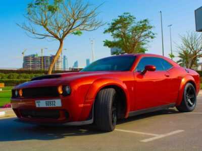 Dodge Challenger V6 — Dubai