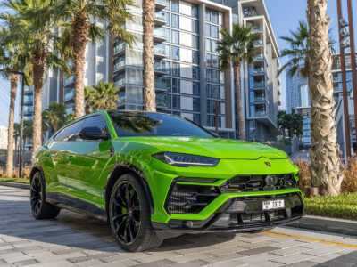 Lamborghini Urus Pearl Capsule 2021 — Dubai