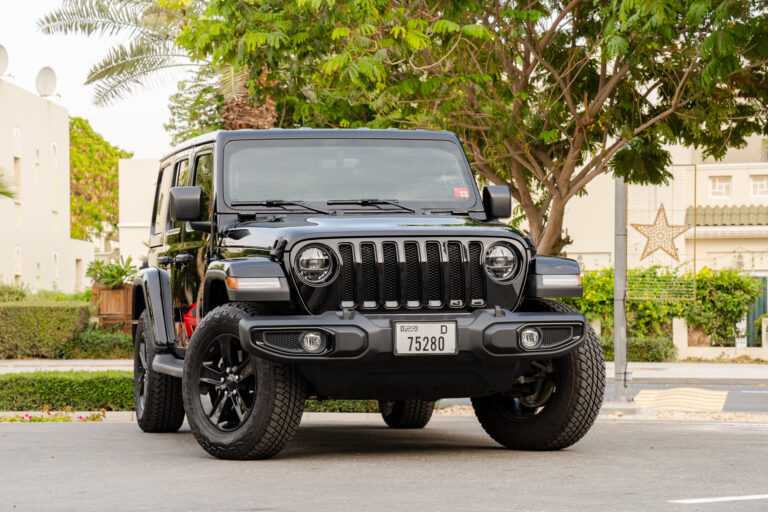 JEEP Wrangler Unlimited Sahara 2023 напрокат