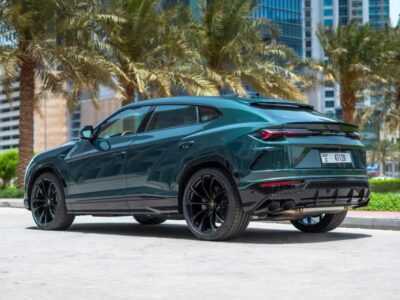 Lamborghini Urus — Dubai