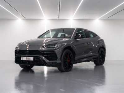 Lamborghini Urus — Dubai