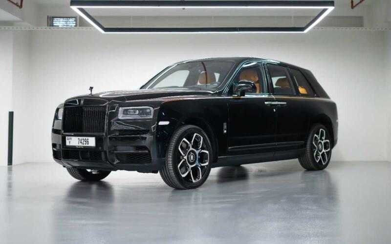 ROLLS ROYCE CULLINAN BLACK BADGE