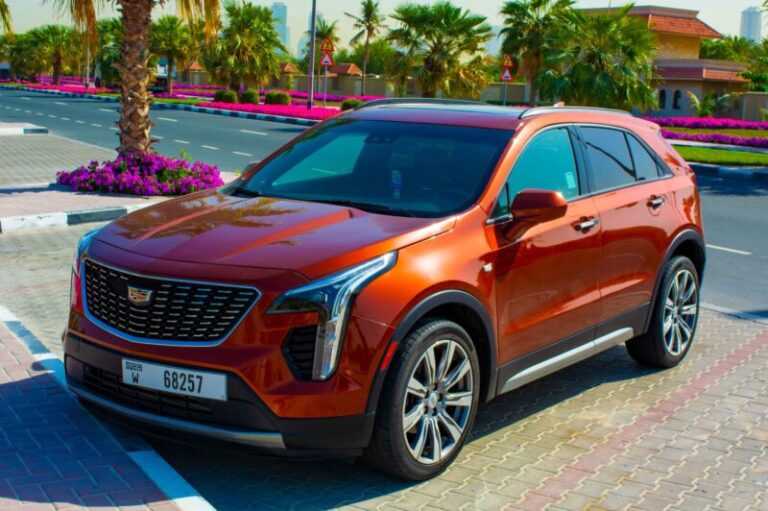 Cadillac XT4 напрокат