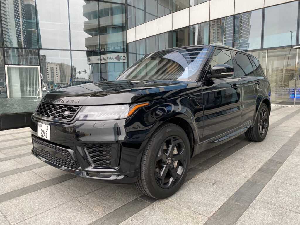 Land Rover Range Rover Hse Sport for rent in Dubai