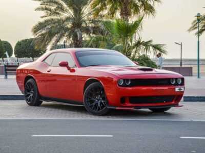 Dodge Challenger — Dubai
