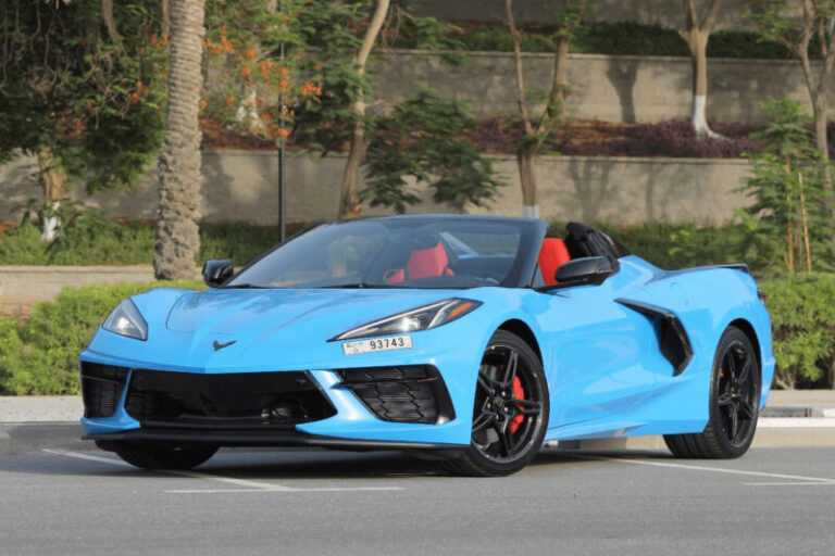Chevrolet Corvette 2022 for rent