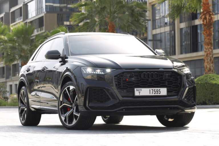 Audi RS Q8 2022 for rent