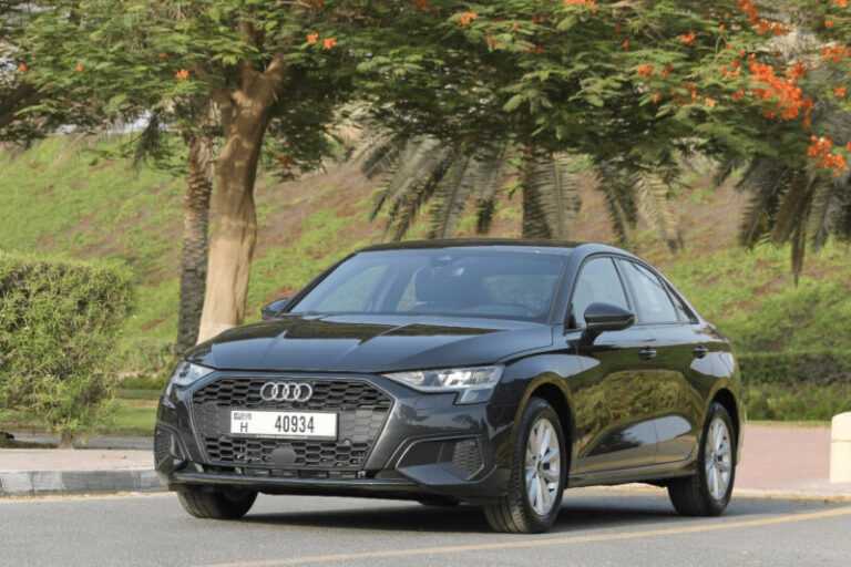 Audi A3 2023 Gray напрокат