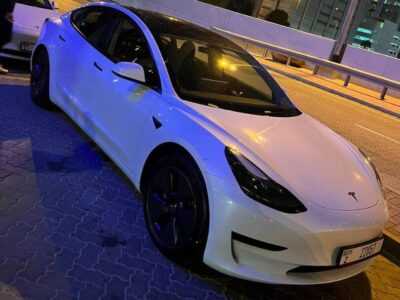 Tesla Model 3 — Dubai