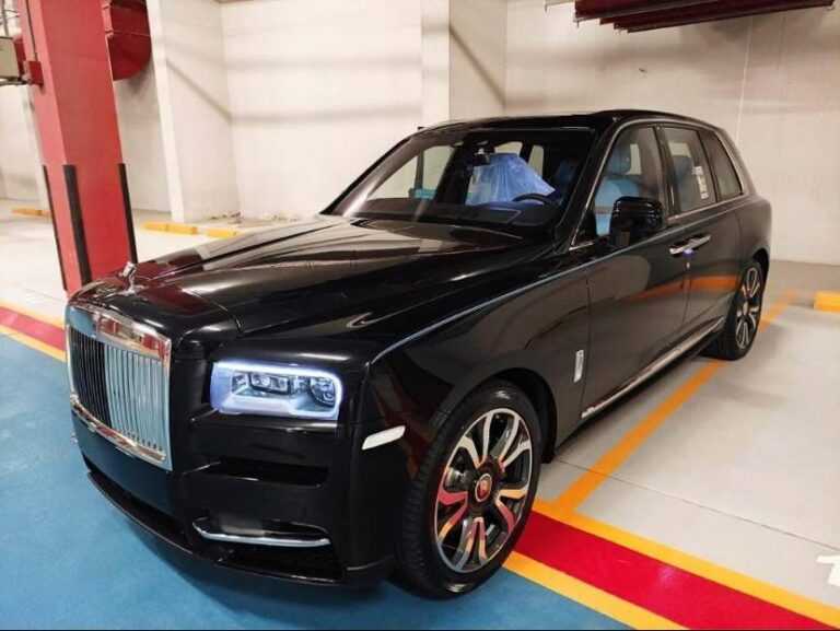 Rolls-Royce Cullinan напрокат