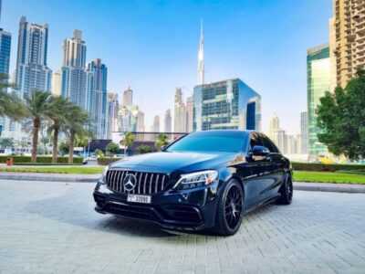 Merecedes-Benz C300 — Dubai