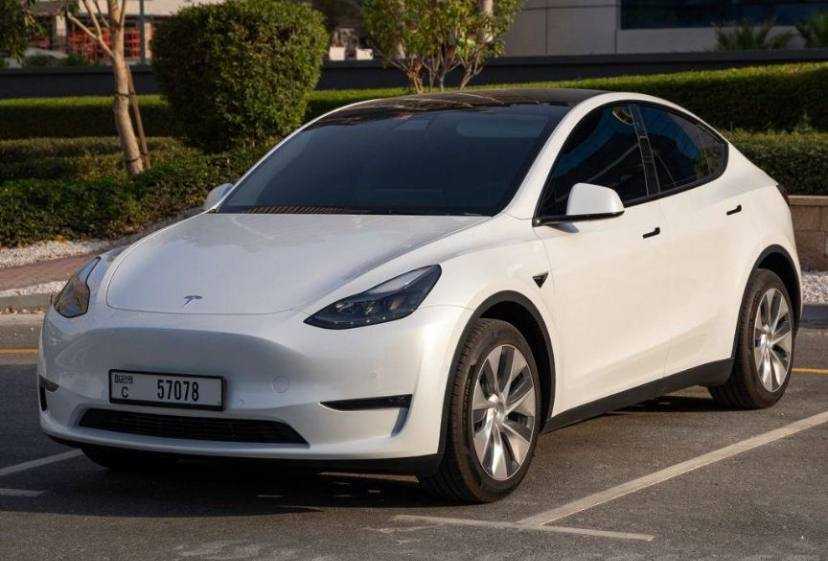 Tesla model Y long range