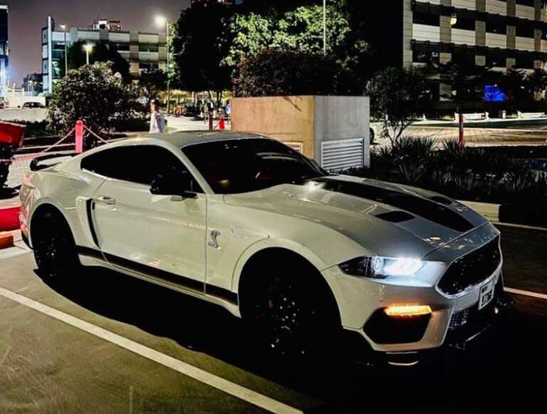 Ford Mustang for rent