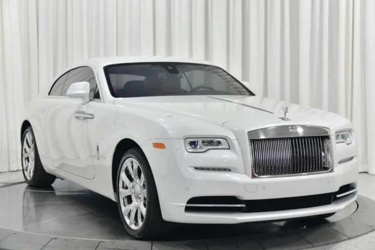 Rolls Royce Wraith напрокат