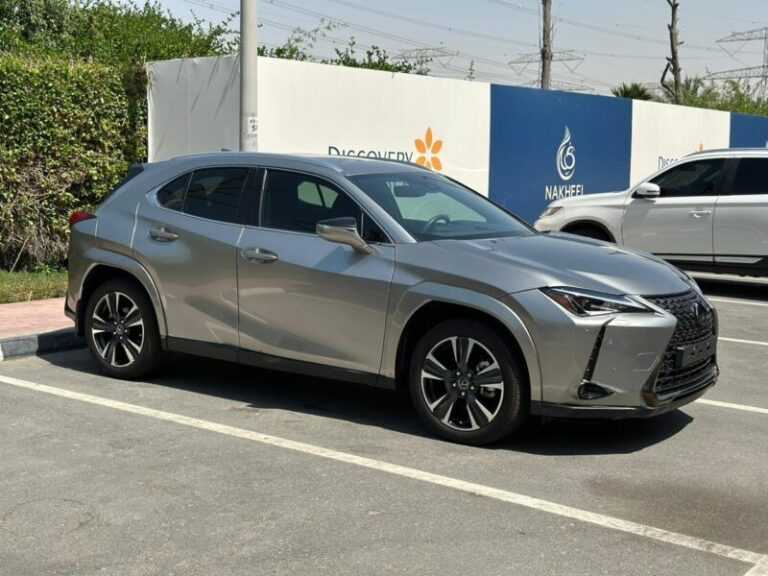 Lexus UX 200 напрокат