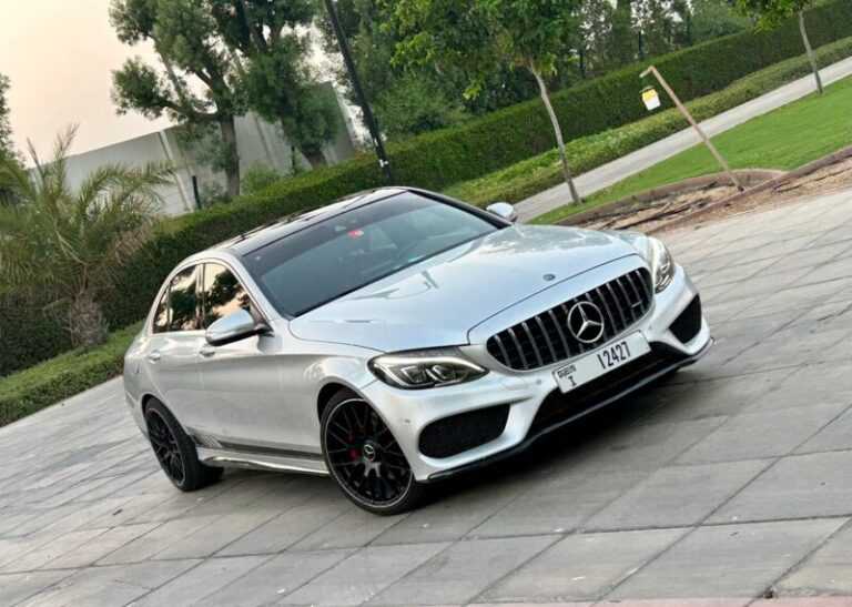 Mercedes-Benz C300 2017 for rent