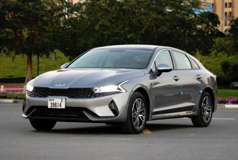 Kia K5 Grey 2023 напрокат