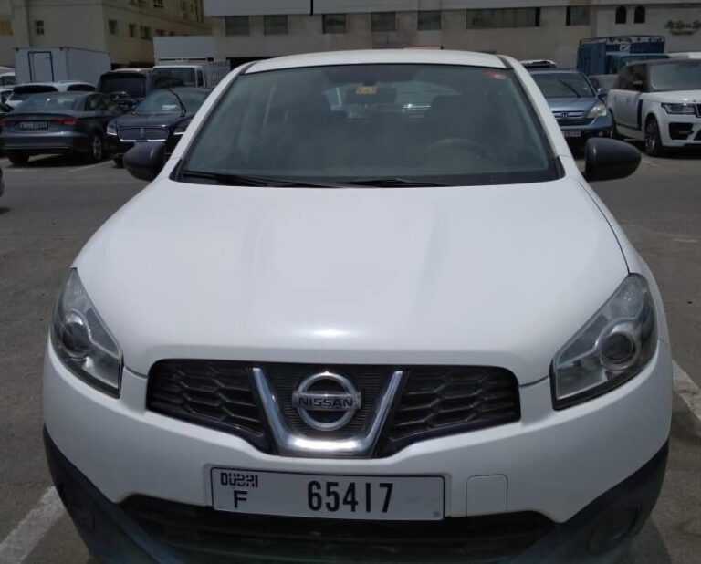 Nissan Qashqai 2016 for rent