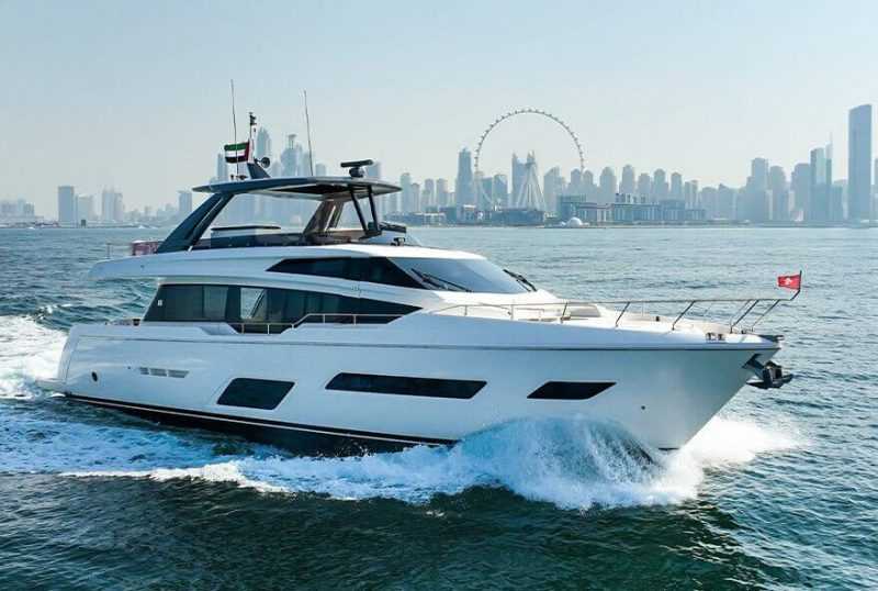 Ferretti 78 ft.