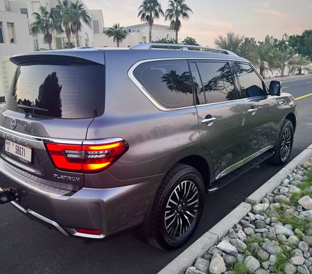 Nissan Patrol Platinum 2022 — аренда в Дубае — фото 4