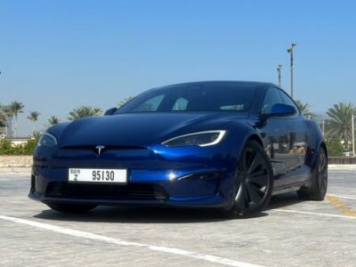 Tesla Model S Plaid 2023 — Абу-Даби