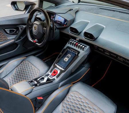 Lamborghini Huracan Evo Spyder 2023 in Dubai — photo 8