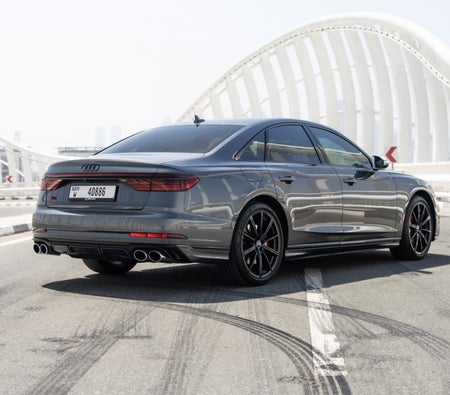 Audi S8 2022 — аренда в Дубае — фото 6
