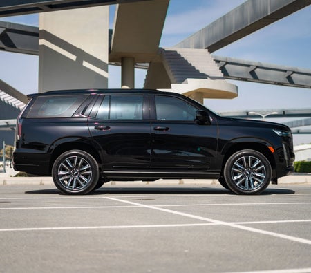 Cadillac Escalade Platinum Sport 2023 — аренда в Дубае — фото 5