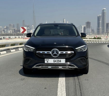 Mercedes-Benz GLA 250 2021 in Dubai — photo 2