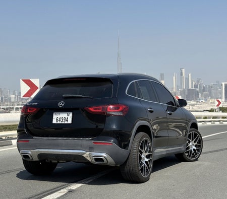Mercedes-Benz GLA 250 2021 in Dubai — photo 5