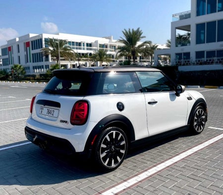 Mini Cooper S 2024 in Dubai — photo 5