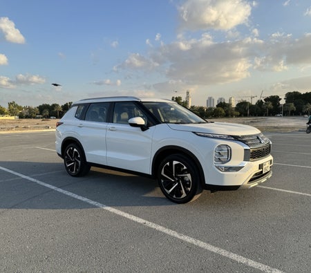Mitsubishi Outlander 2024 in Dubai — photo 2