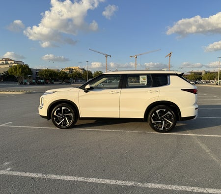Mitsubishi Outlander 2024 in Dubai — photo 6