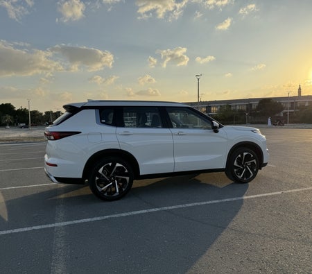 Mitsubishi Outlander 2024 in Dubai — photo 9