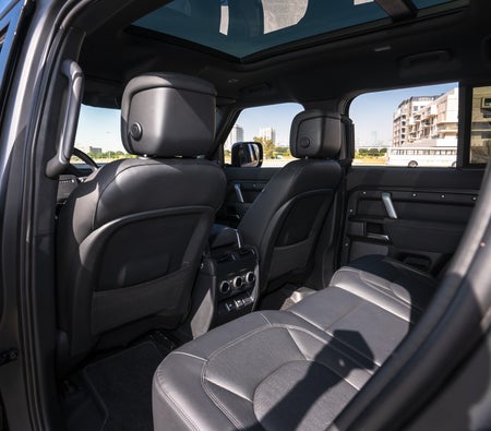 Land Rover Defender XS V6 2024 — аренда в Дубае — фото 4