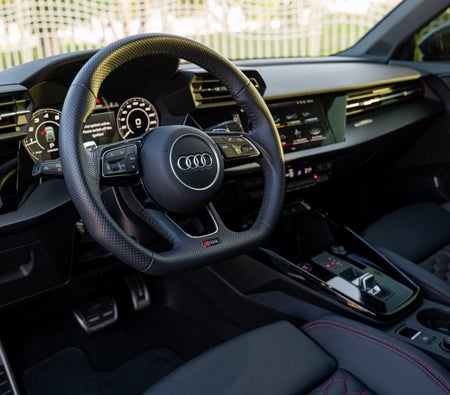 Audi RS3 Sportback 2023 — аренда в Дубае — фото 3