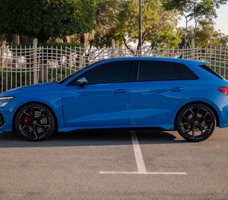 Audi RS3 Sportback 2023 — аренда в Дубае — фото 6