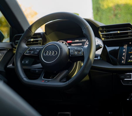 Audi RS3 Sportback 2023 — аренда в Дубае — фото 8
