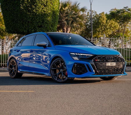 Audi RS3 Sportback 2023 — аренда в Дубае — фото 10