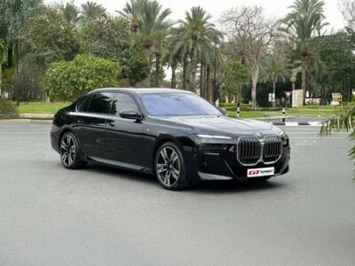 BMW 740i M Kit 2024 — Dubai