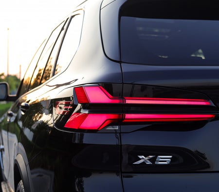 BMW X5 M40i 2024 — аренда в Дубае — фото 6