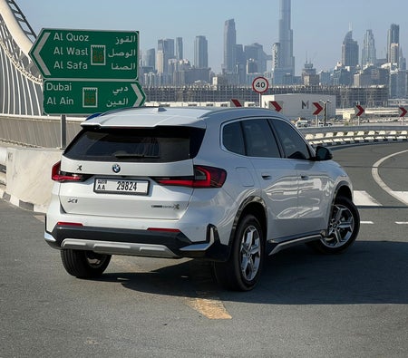 BMW X1 2024 — аренда в Дубае — фото 7