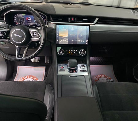 Jaguar F Pace SVR 2021 — аренда в Дубае — фото 6