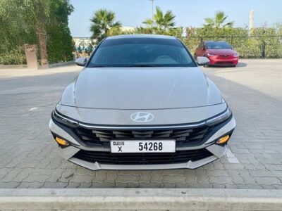 Hyundai Elantra 2024 — Дубай