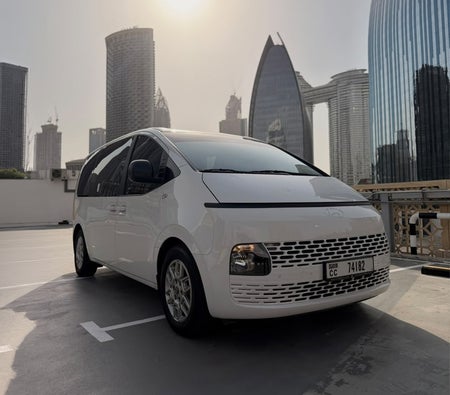 Hyundai Staria 11S 2025 for rent