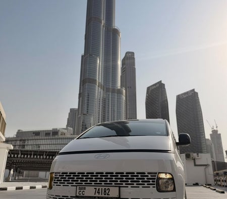 Hyundai Staria 11S 2025 in Dubai — photo 4