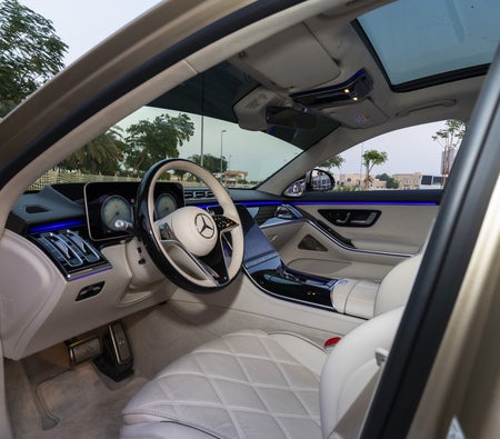 Mercedes-Benz Maybach S680 2024 — аренда в Дубае — фото 3