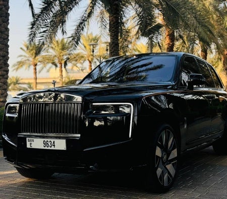 Rolls-Royce Cullinan Black Badge 2025 in Dubai — photo 4