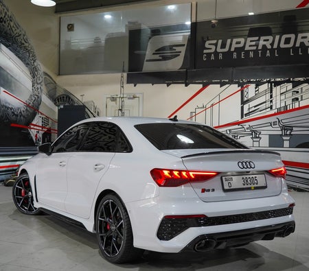 Audi RS3 2024 — аренда в Дубае — фото 7