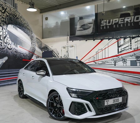 Audi RS3 2024 — аренда в Дубае — фото 8